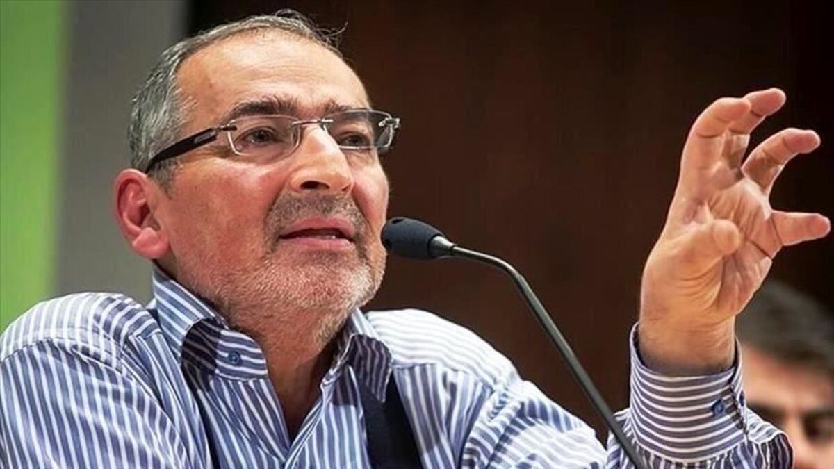 ابتلای صادق زیباکلام به بیماری صعب‌العلاج تائید شد
