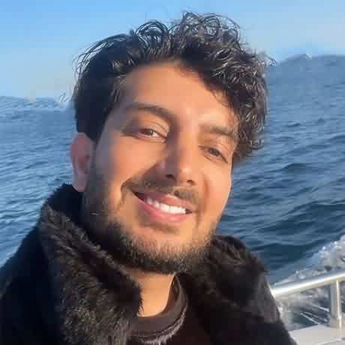 فرزاد فرزین 4 میلیونی شد