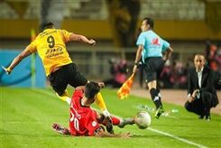 وحید کاظمی داور بازی سپاهان - پرسپولیس شد