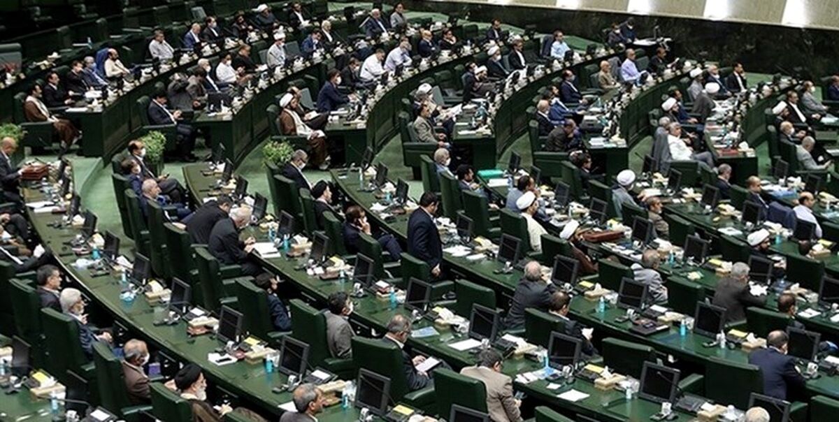 تذکرات شفاهی نمایندگان؛ ظاهراً مردم مسئول گرانی‌ها هستند!
