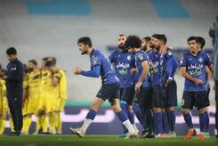لحظات اضطراب و خوشی استقلال (عکس)