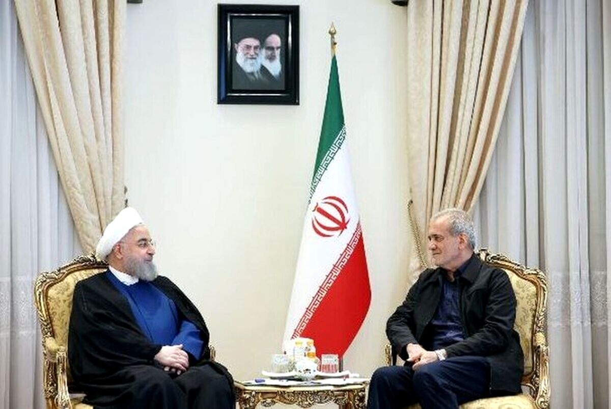 حسن روحانی به دیدار پزشکیان رفت + عکس