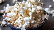 طرز تهیه پفیلا | 4 ایده تزئین پفیلا مناسب شب یلدا