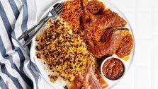 طرز تهیه مرغ مجلسی با سس زرشک و انار