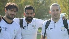 سرمربی تیم ملی دانشجویان روی نیمکت ماشین‌سازی