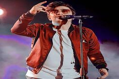 دانلود آهنگ محسن ابراهیم زاده بی وفا