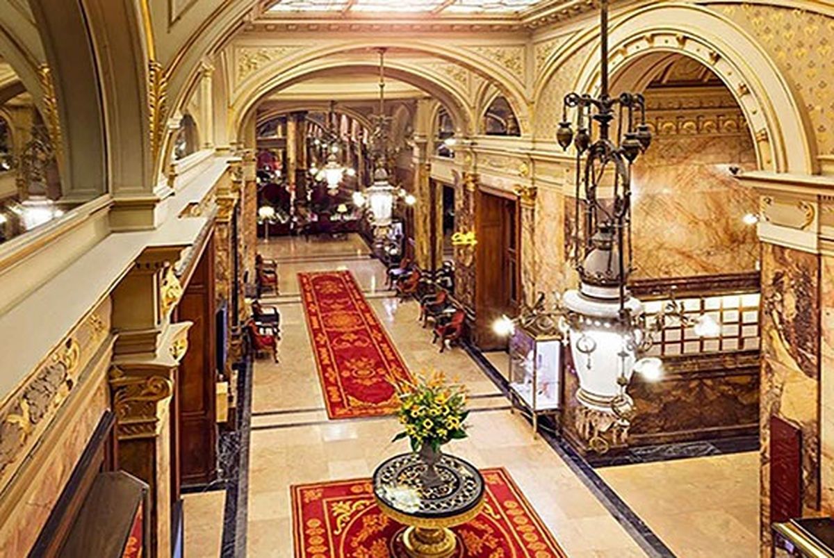 چگونه هتل سورینت مریم کیش رزرو کنیم؟