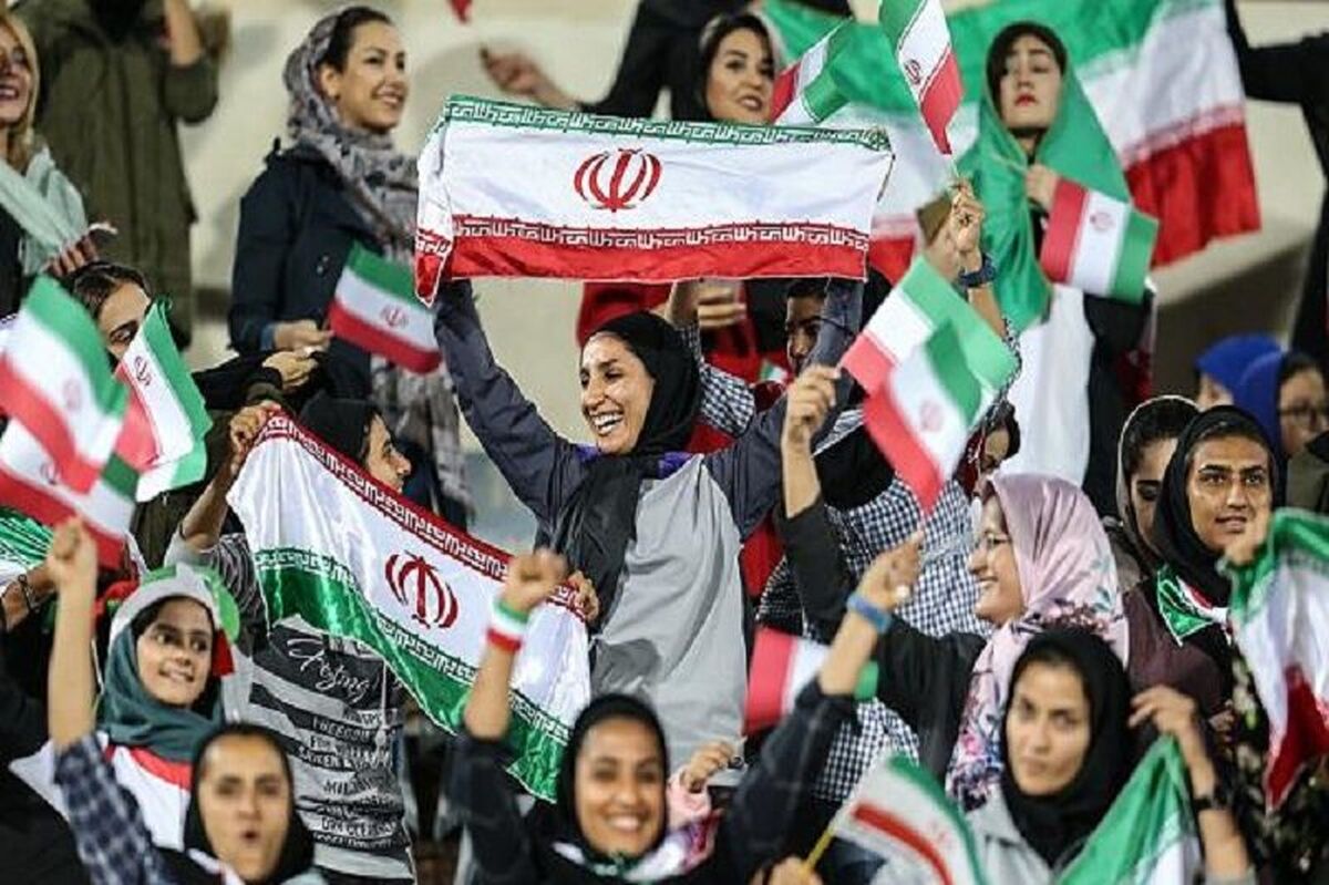 ورود بانوان به ورزشگاه برای بازی ایران و عراق صادر شد 