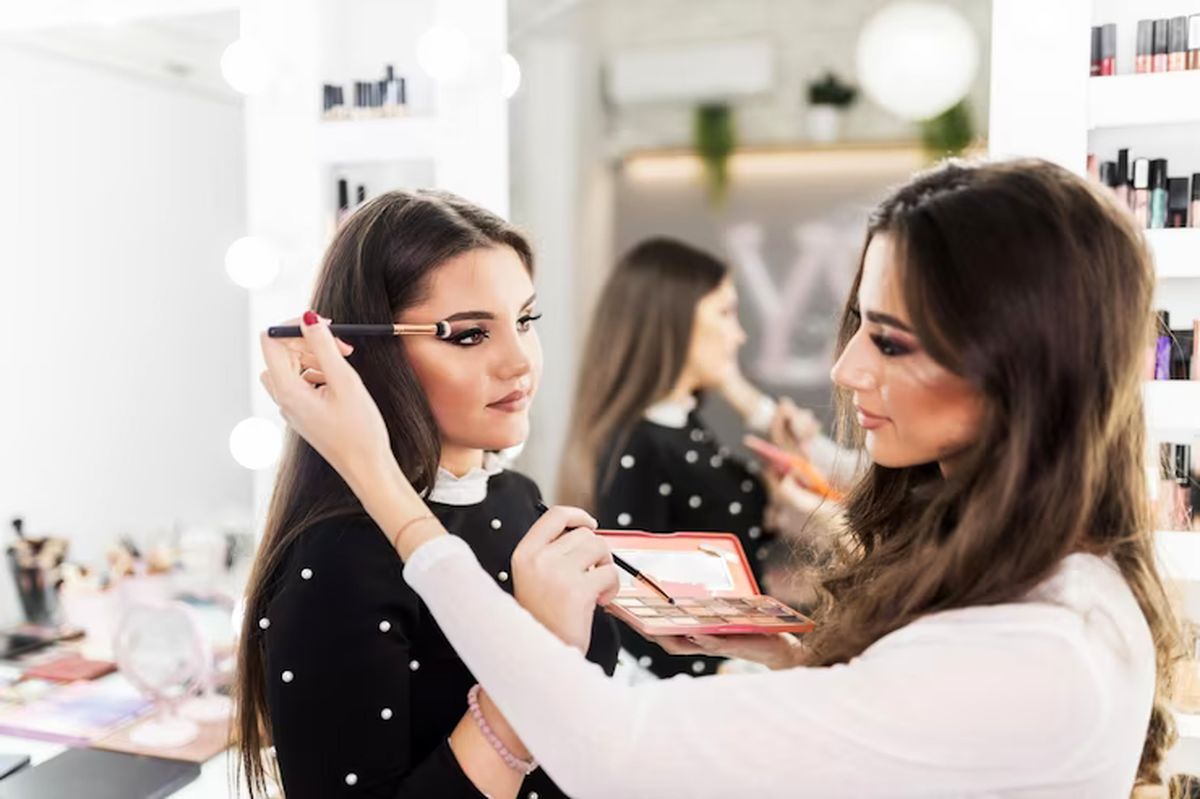 بهترین سالن زیبایی فلاح