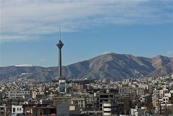 خلاقیت خنده دار شهرداری در نصب بنر برای ترغیب جوانان به ازدواج | این بنر شهرداری به شدت خبر ساز شد +عکس