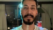 بهرام افشاری به مهمونی می‌رود