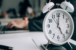 ساعت کاری ادارات تغییر می کند؟