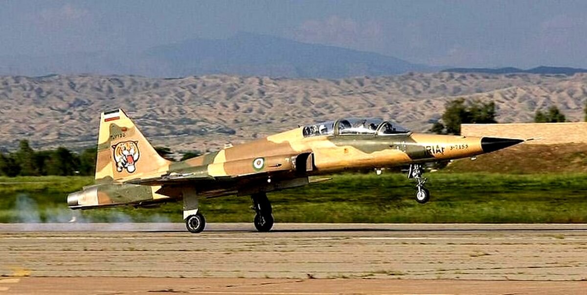 آخرین جزئیات از حادثه سقوط یک جنگنده در تبریز/ جان‌باختن 3 نفر