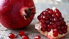 تکنیک خرید انار شب یلدا | چگونه بفهمیم انار قرمز است؟