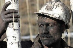 خبر بد برای کارگران | حق مسکن دستمزد و حقوق کارگران از مالیات معاف شد!