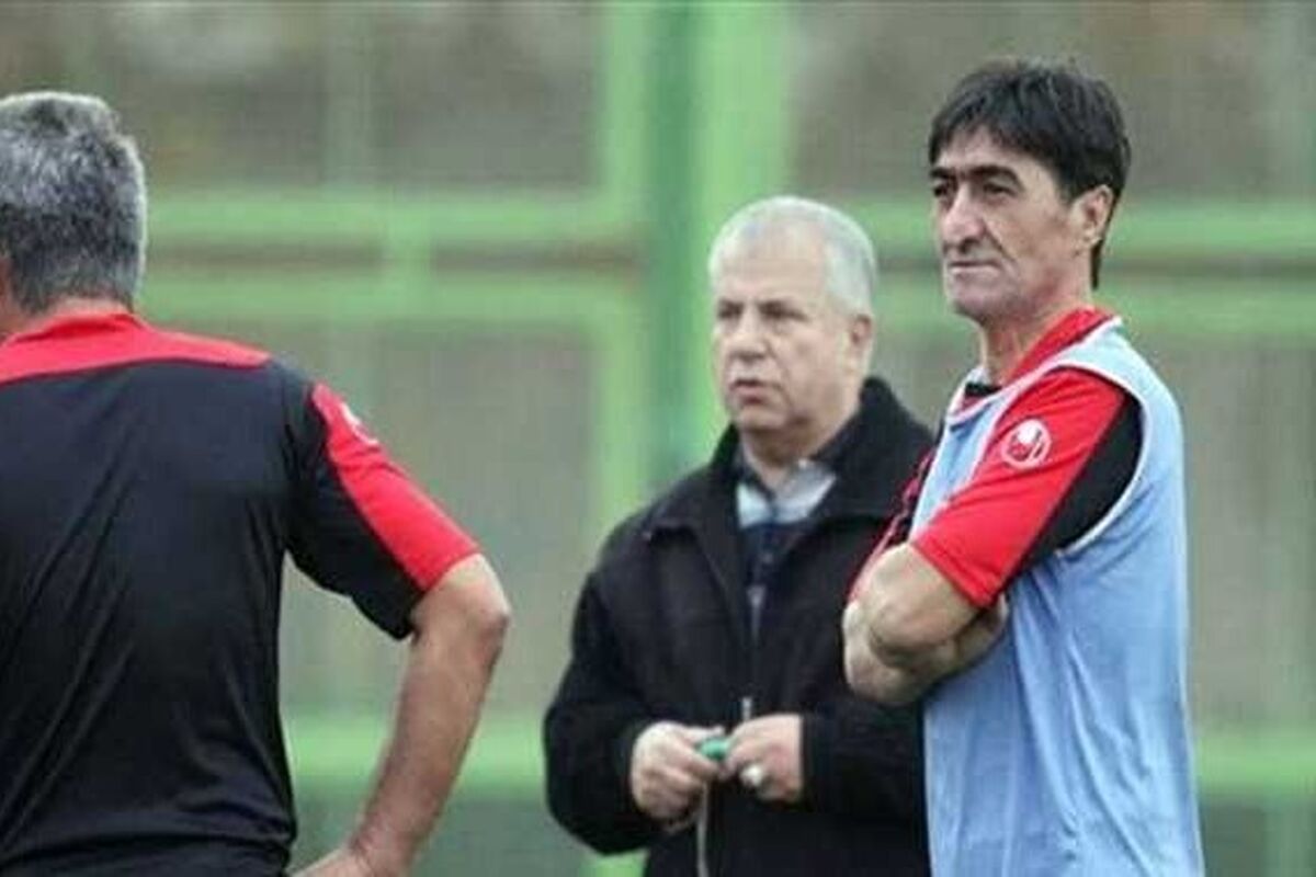 محمدخانی: با وجود همه فاصله‌ها، پرسپولیس می‌تواند قهرمان آسیا شود