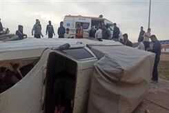 ۹ مصدوم در واژگونی وانت‌بار حامل کارگران فصلی در جاده دزفول به شوش
