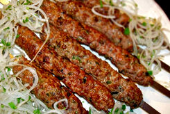 طرز تهیه و مواد لازم لولا کباب + مواد لازم