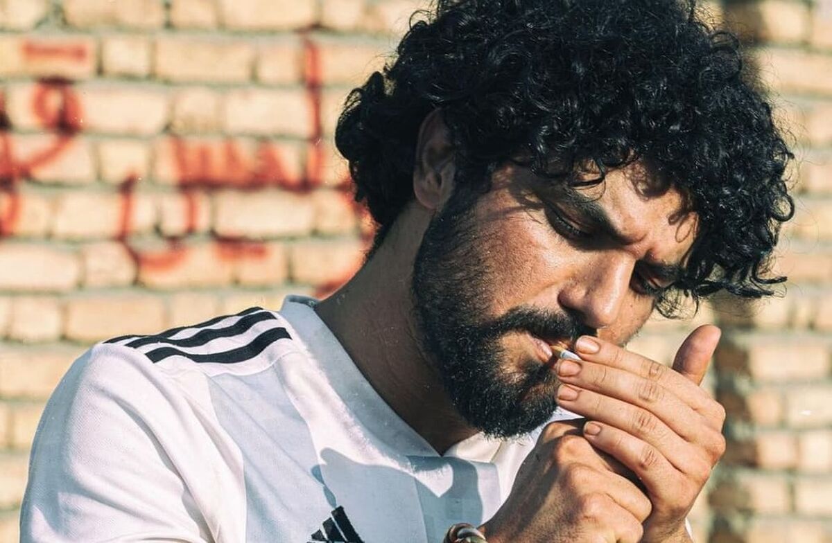 سینا مهراد با یک عکس عجیب روز پدر را تبریک گفت+عکس
