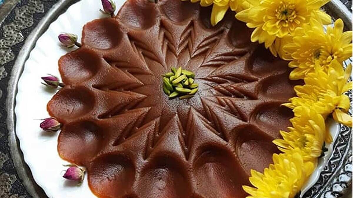 طرز تهیه حلوا خرما به روش جنوبی‌ها؛ مرحله به مرحله با نکات ریز