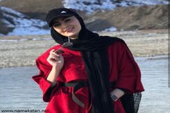 عکس دیده نشده از مریم مومن در کنار خواهرش 