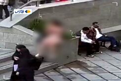 عکس جنجالی یک دانشجو مقابل دانشگاه+فیلم
