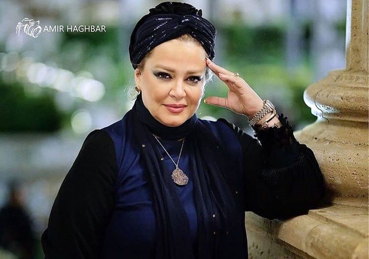 مداحی بهاره رهنما در هیئت عزاداری امام حسین (ع)| فیلم مداحی