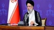 اعلام کاندیداتوری رئیسی در کنار مزار شهید سلیمانی