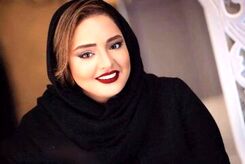 عکس عاشقانه نرگس محمدی و همسرش علی اوجی در خارشتر
