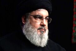 لحظه غمناک وداع نوه و خانواده شهید سید حسن نصرالله با پیکر ایشان