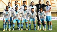 اعلام ترکیب پیکان برابر استقلال با یک تغییر