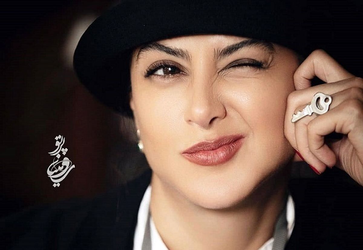 آزاده صمدی استاد تیپ زدن شد