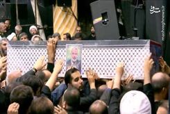  گفت‌وگوی رهبر انقلاب با پسران شهید اسماعیل هنیه بر بالین پدر