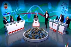 لحظه درگیری در میزگرد دکتر پزشکیان در پخش زنده + فیلم