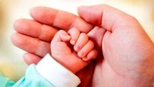مادر سنگدل به خاطر عمل زیبایی فرزندش را فروخت| جزئئیات ماجرا