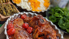 طرز خورشت غوره بادمجان خوشمزه؛ با گوشت خورشتی