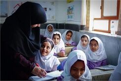 خبر خوش برای معلمان | مبلغ عیدی روز معلم ۱۴۰۳ مشخص شد