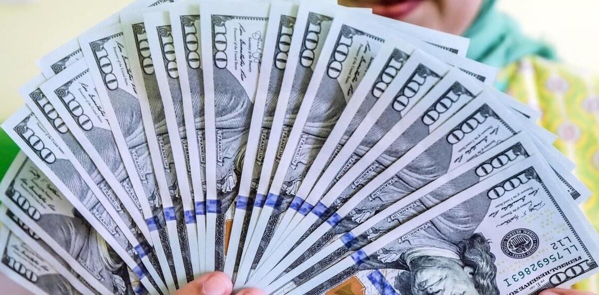 دلار در مسیر سراشیبی / دلار باز هم ارزان شد