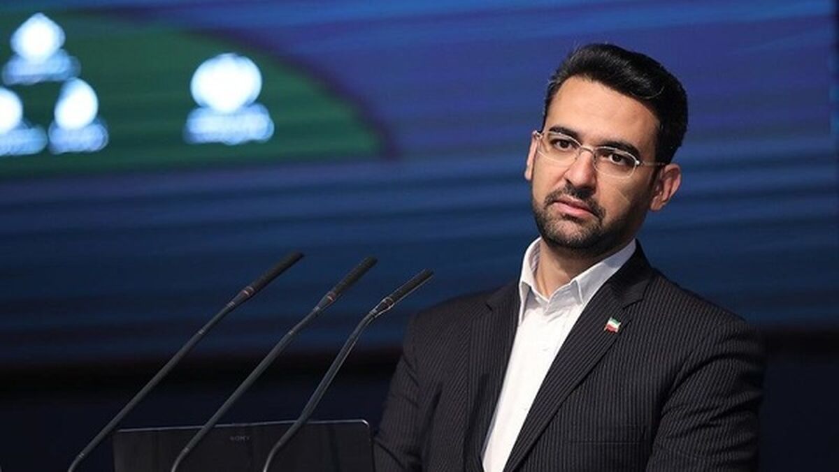 عذرخواهی وزیر جوان از مردم