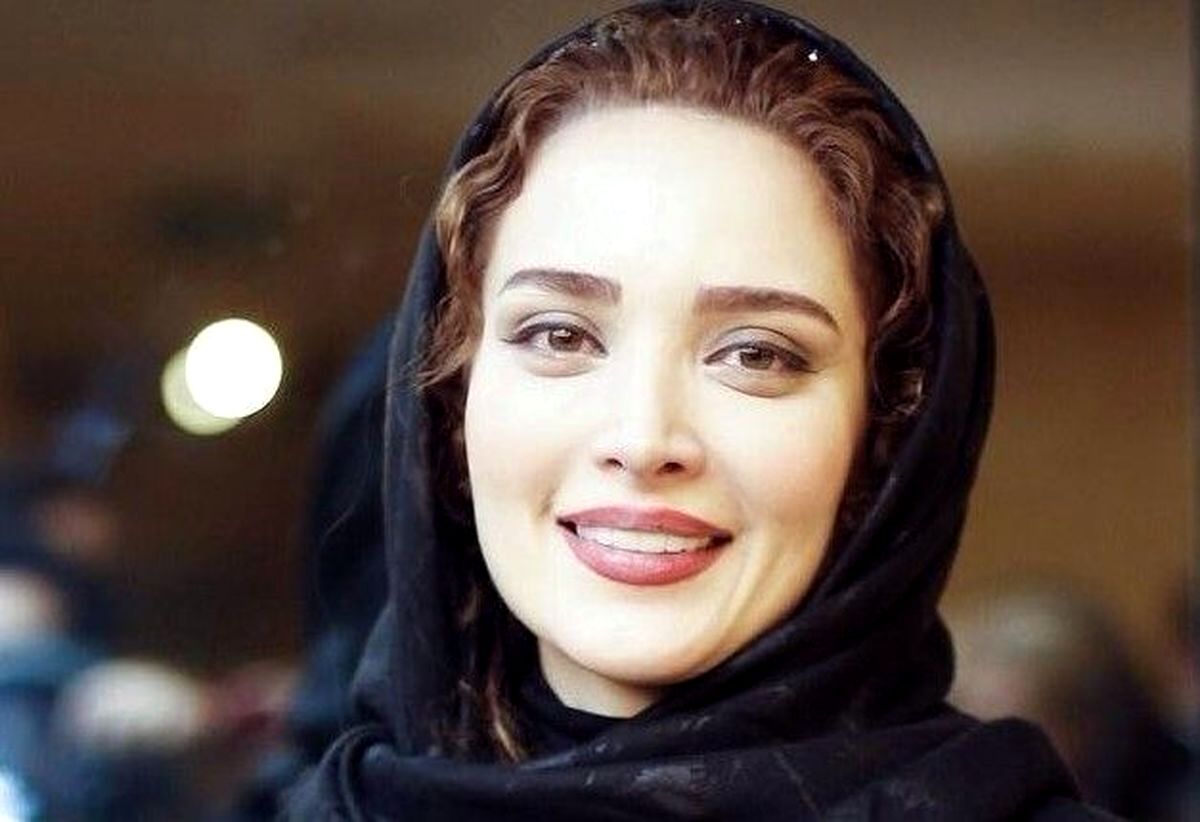 بهنوش طباطبایی بر روی فرش قرمز| گوشواره جواهر بهنوش طباطبایی بر روی فرش قرمز توجه جلب کرد