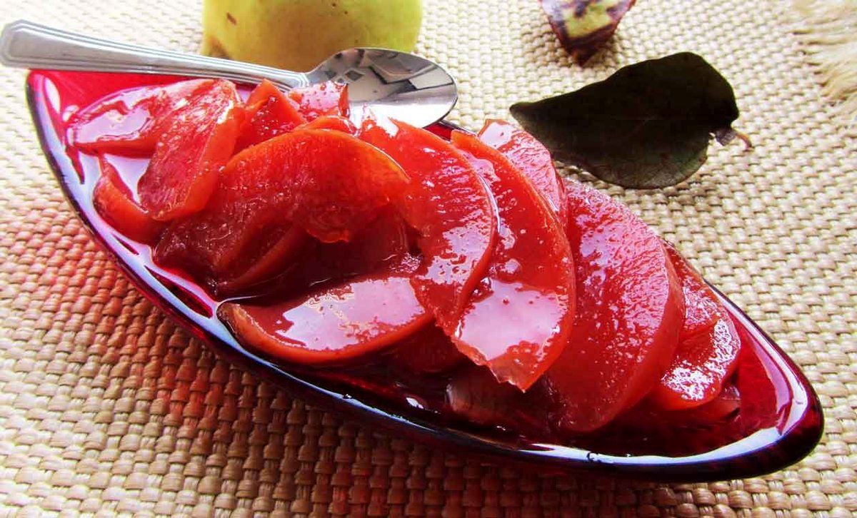 نکاتی طلایی برای خوشرنگ و قرمز شدن مربای به | ۵ ترفند طلایی برای قرمز شدن مربای به!